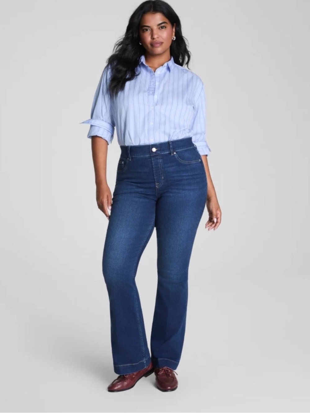 Spanx Flare Leg Mid Rise Jeans Medium Stretch Denim Pull On